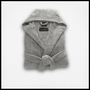Kassatex Hooded Bathrobe